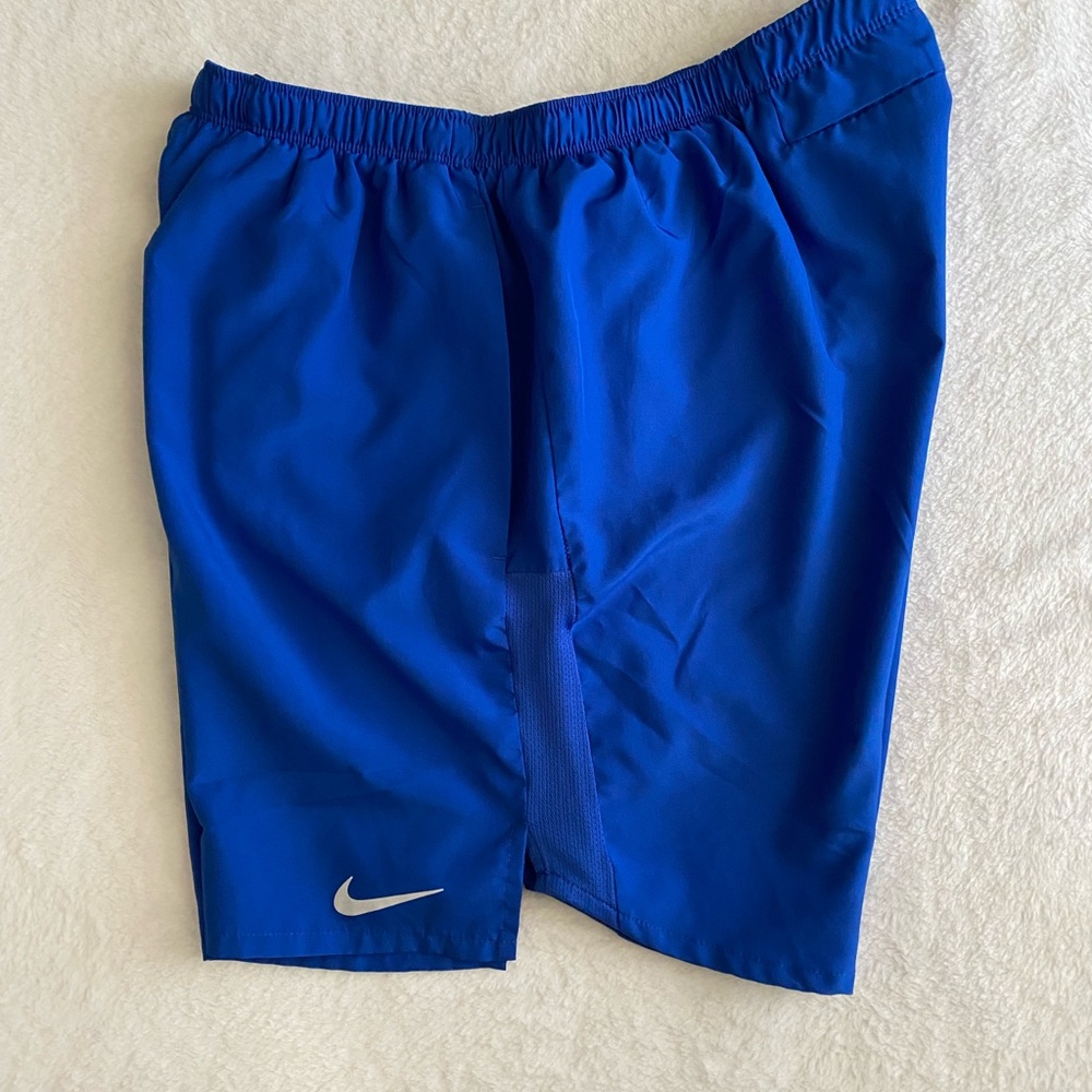 Nike Men's Challenger Brief-Lined 7” Running Shorts
